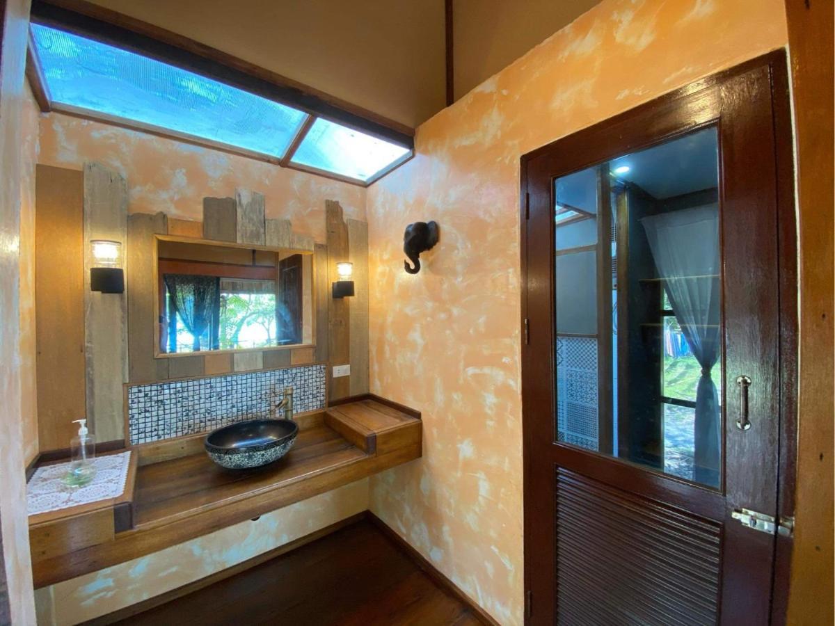 Pp Land Beach Eco Resort