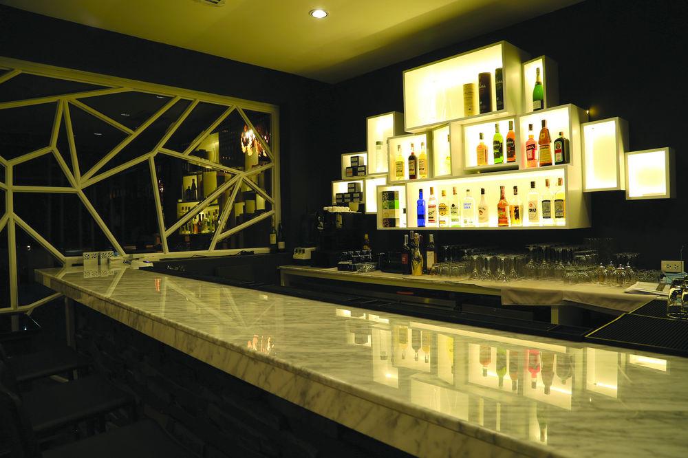 Hotel Getaway & 4*