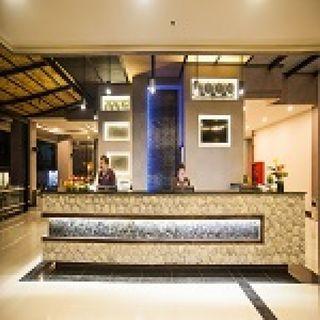 Hotel We At Sansabai