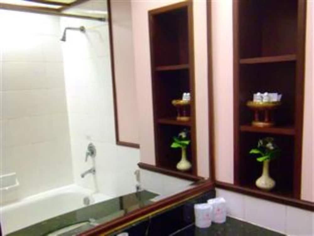 Hotel Mayflower Grande Phitsanulok