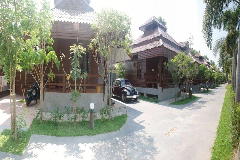 Hotel Ruenpruksa 3*