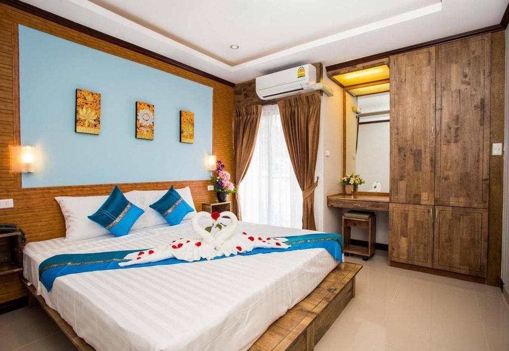 Hotel Oyo 996 Phunara 2*