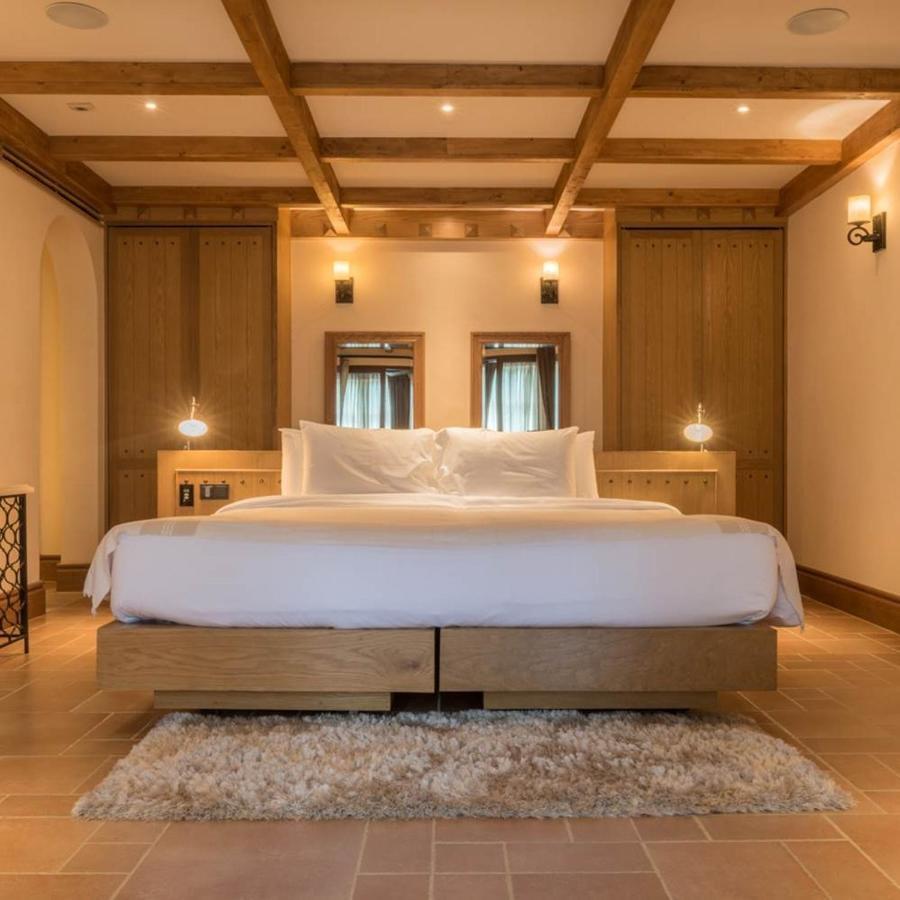 Toscana Town Square Suites 4*