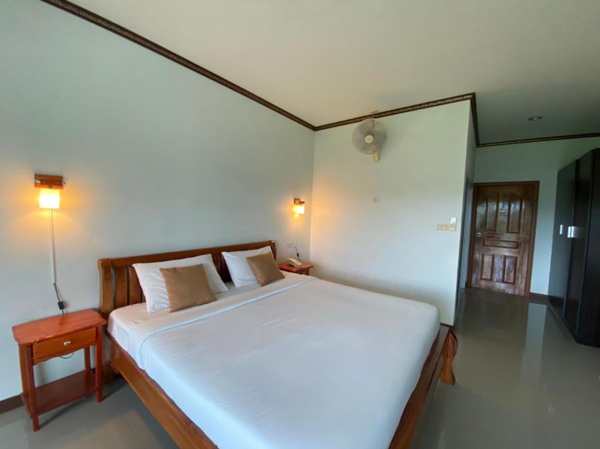 Mayuree Hostel *