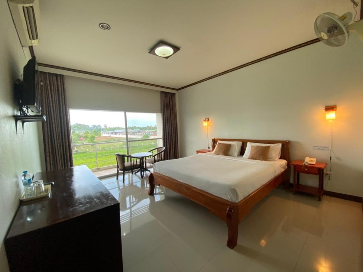 Mayuree Hostel *