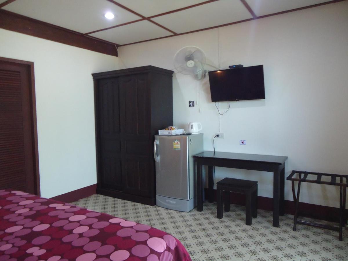 Sea Breeze House, Naiplao