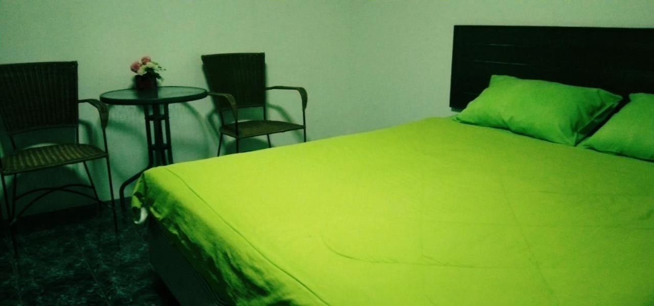 New Sala Thai 2*