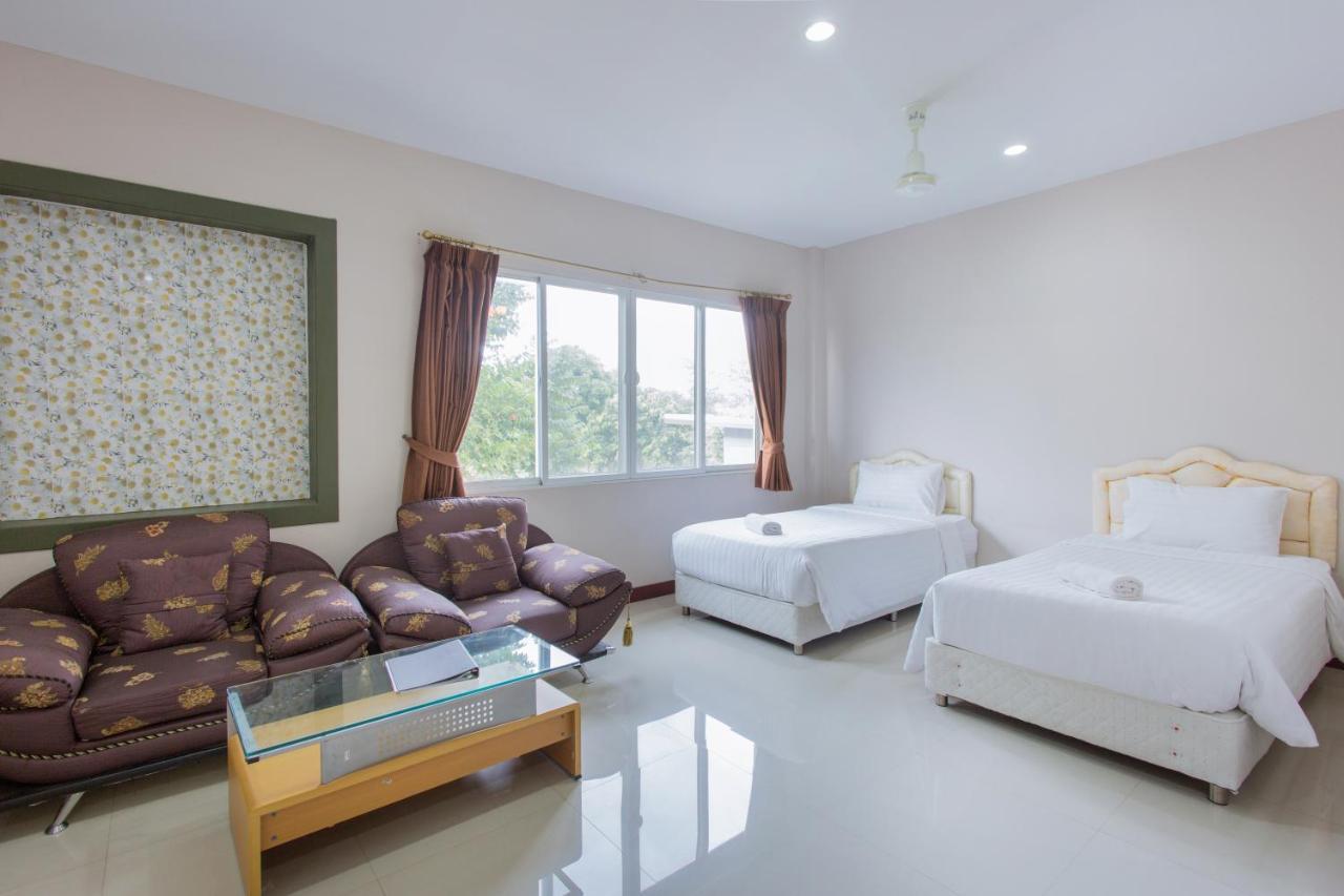 Grandsiri Khaoyai Resort Pakchong