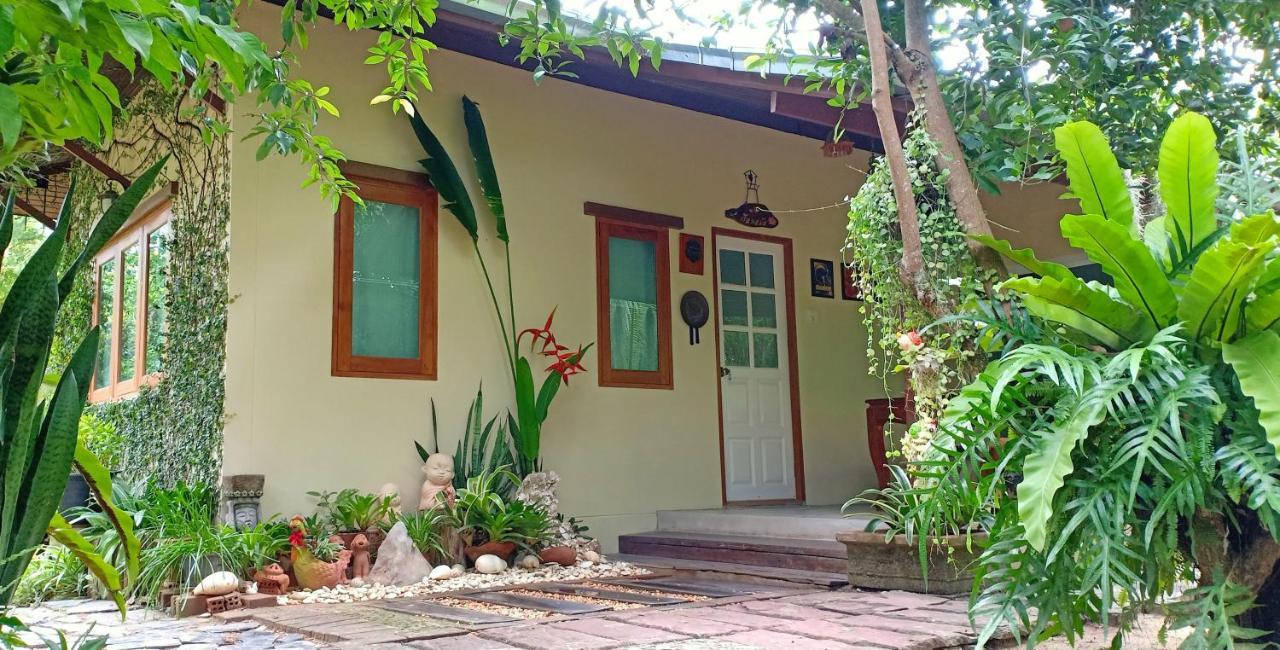 Rai Lung Tui Prachuap Khiri Khan