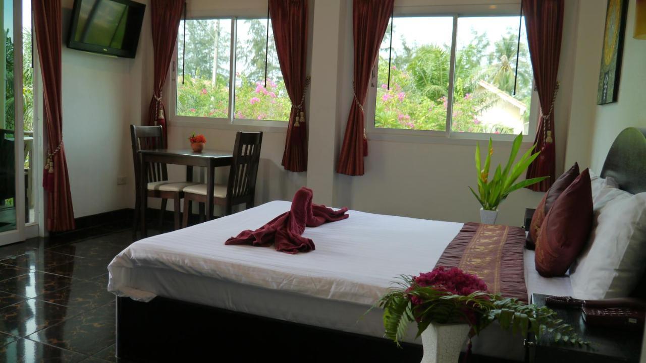 Ao Thai Resort Sathing Phra