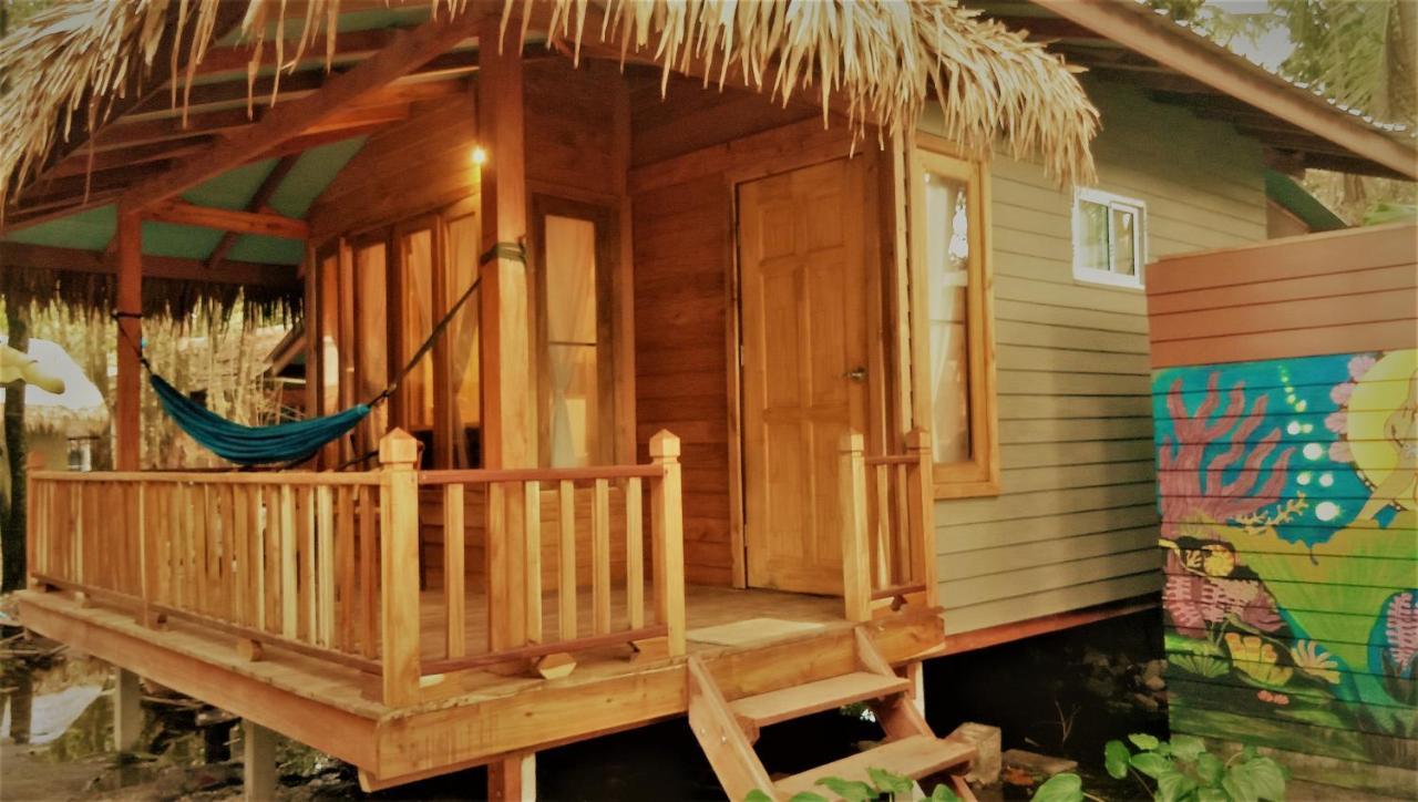 Lazy Hut Koh Phayam