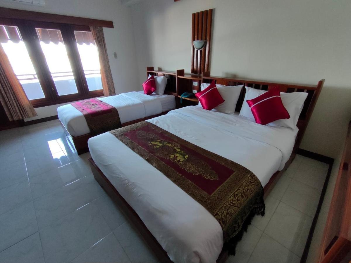 Hotel Riverfront 3*