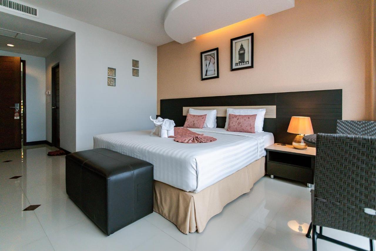 Hotel The Centris 4*