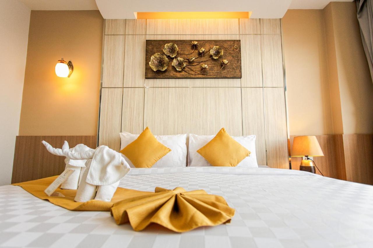Hotel The Centris 4*