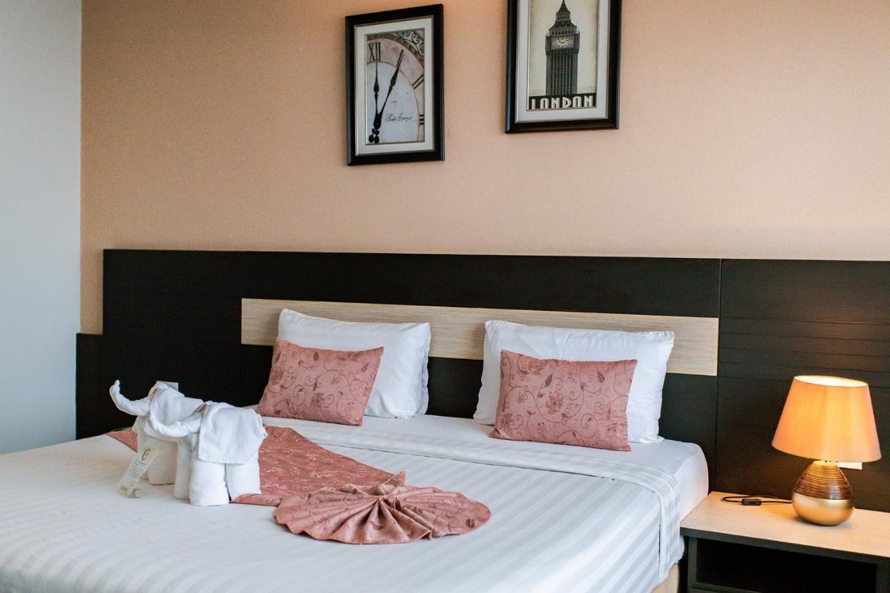 The Centris Hotel