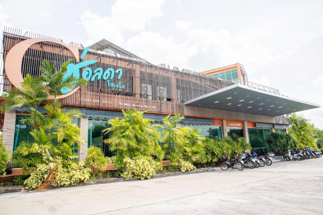 Oyo 971 Chawlada Hotel Ban ba Ngan