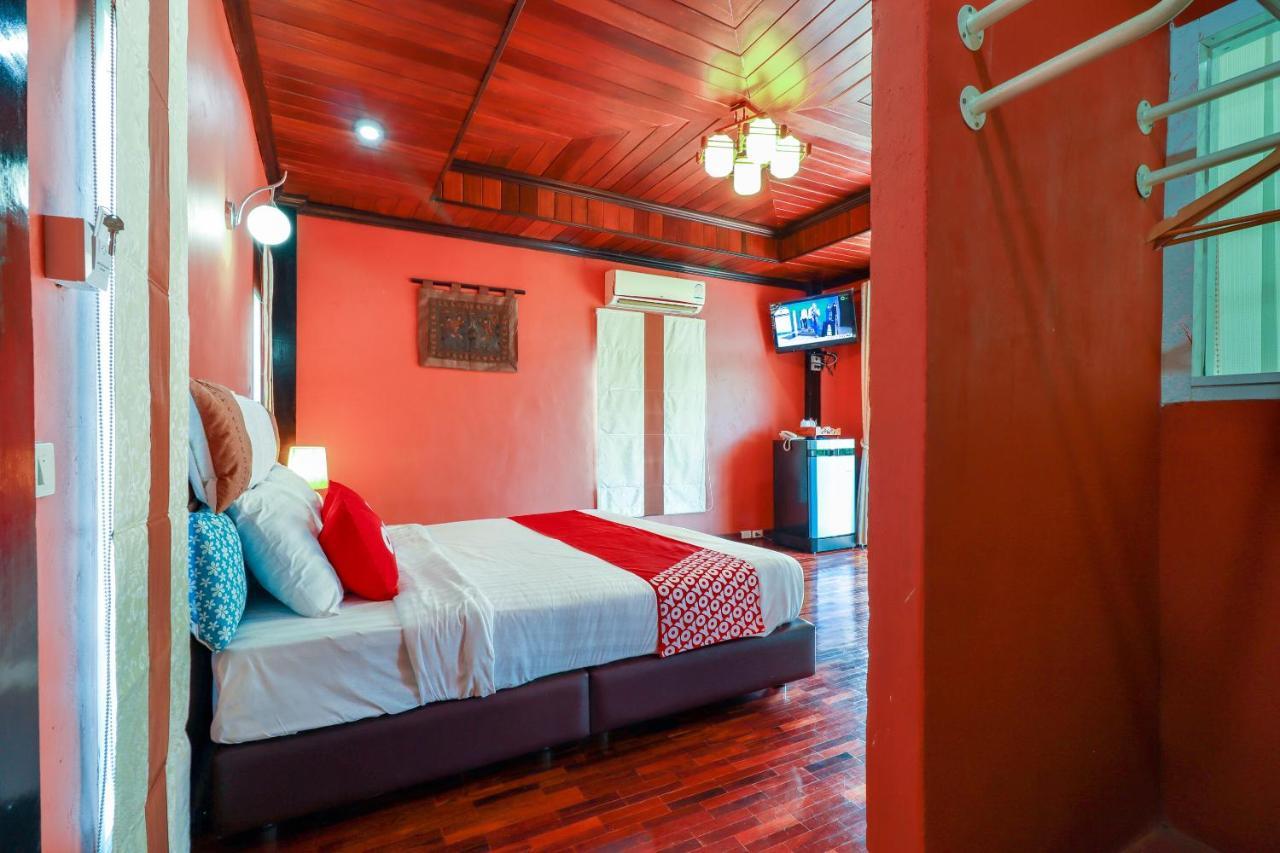 Oyo 416 Golden Nakara Maesai Hotel 2*