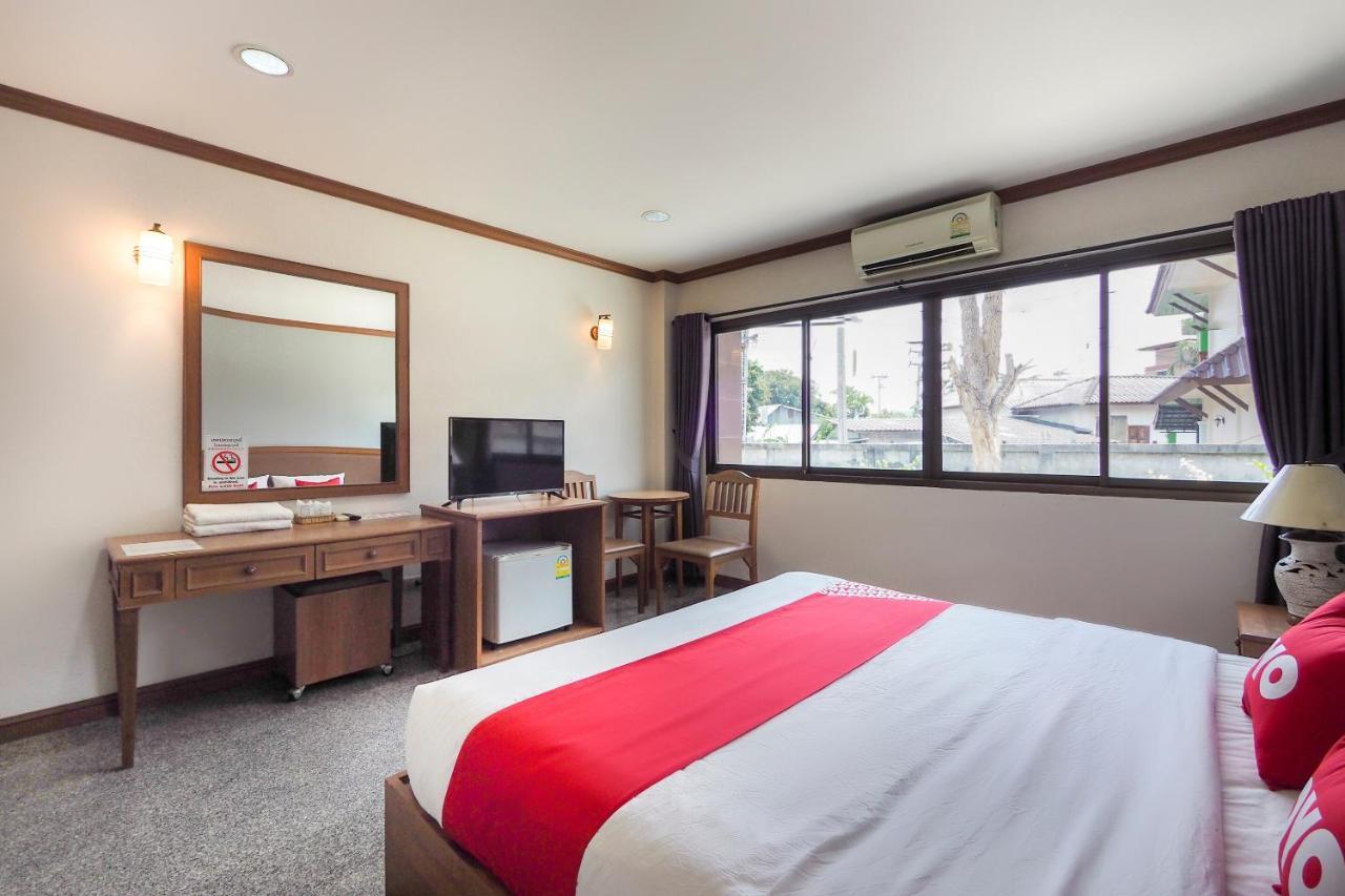 Hotel Oyo 859 Golden Land