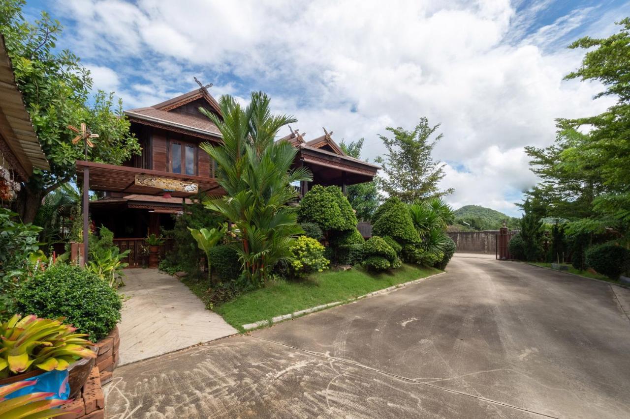 Resort Oyo 1128 Ban Suan Meesakul 3*