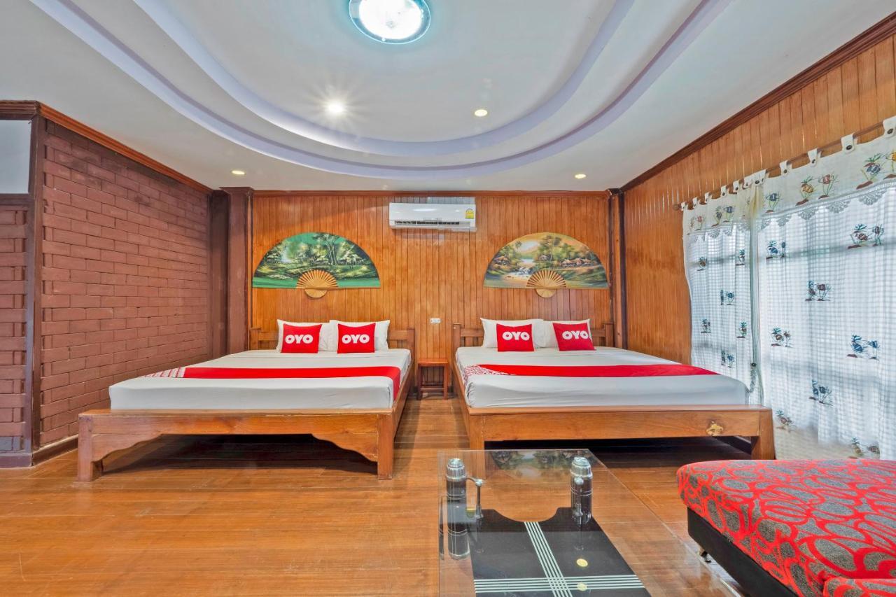 Hotel Oyo 75336 Blue &