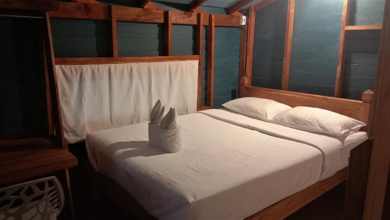 Lazy Hut 2*