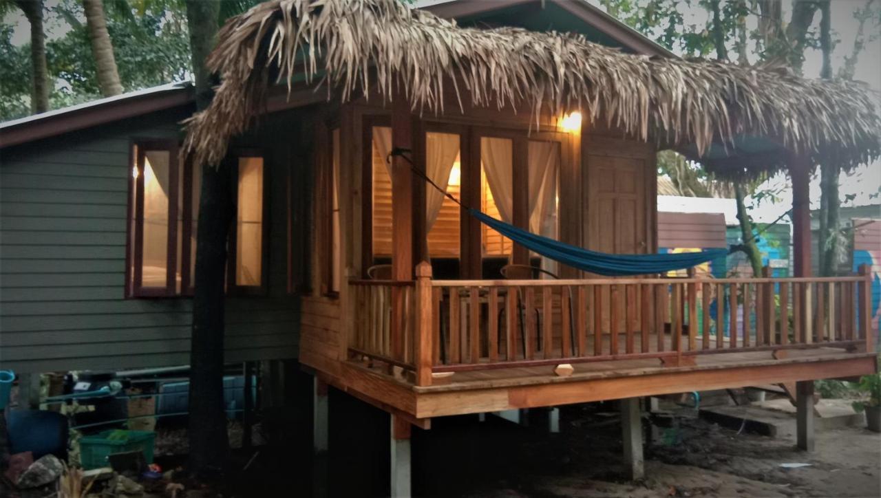 Resort Lazy Hut Koh Phayam