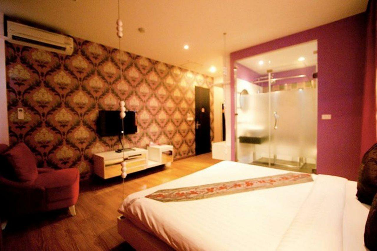 Hotel Glitz 3*