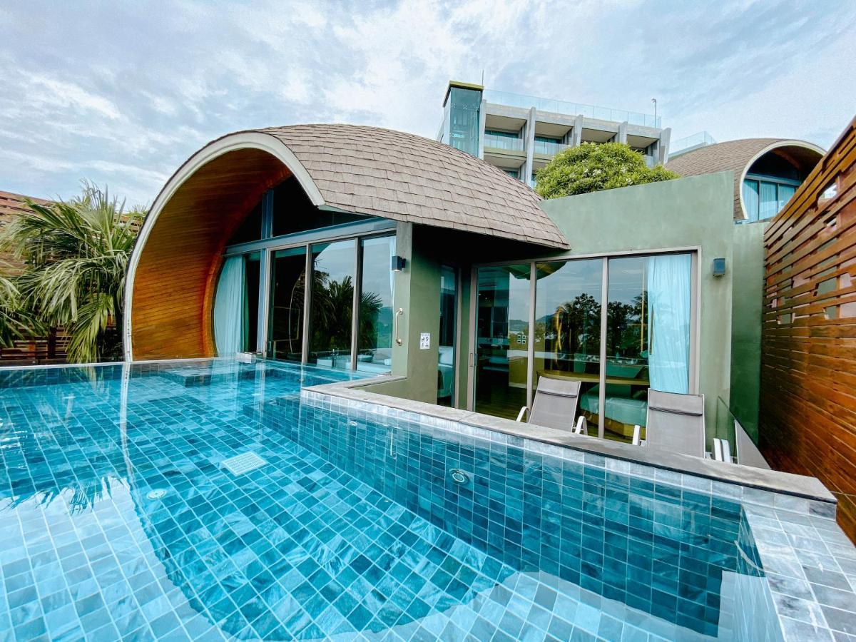 Crest & Pool - Sha Extra Resort