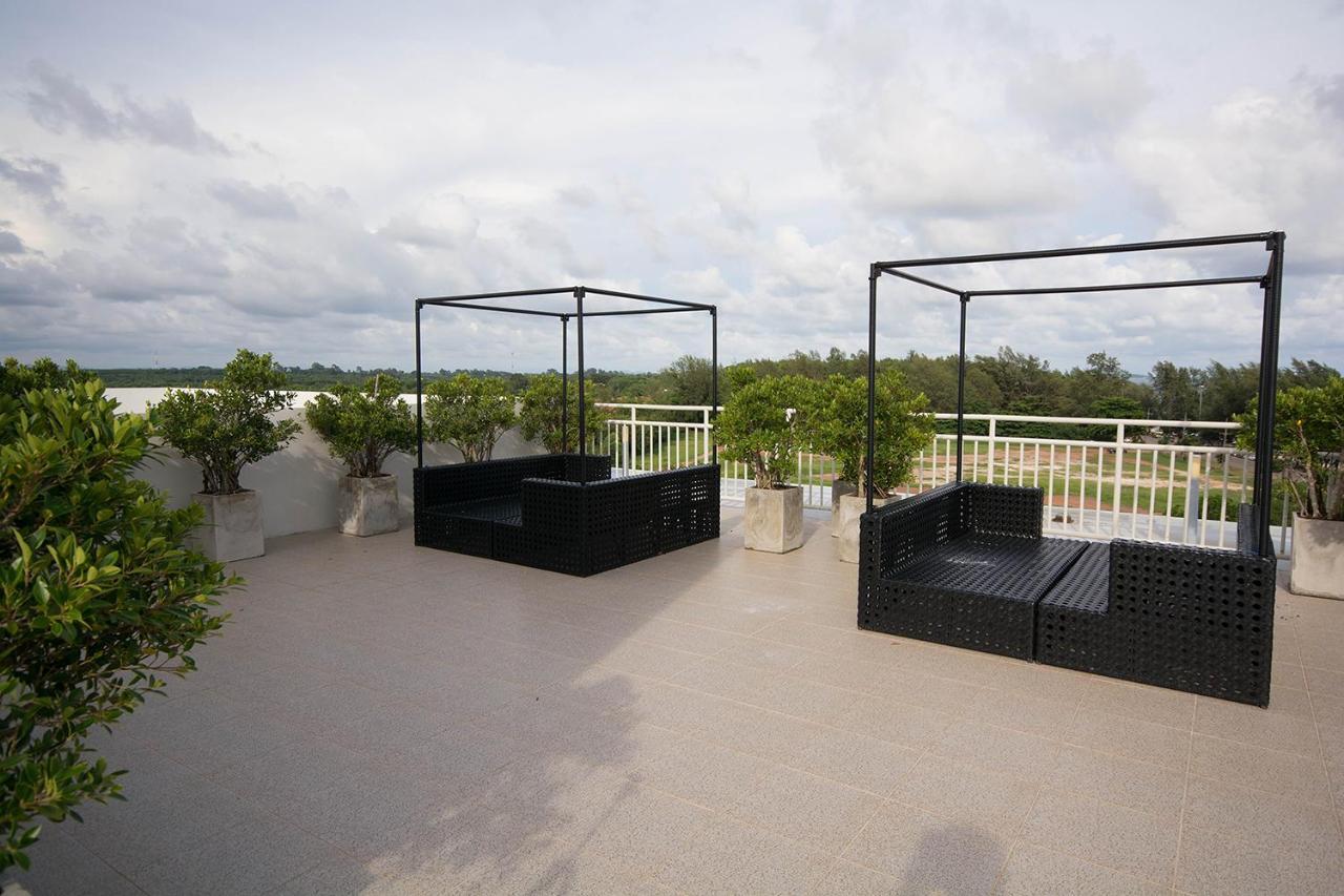 Apartment Grandbeach Sea View By Malai *