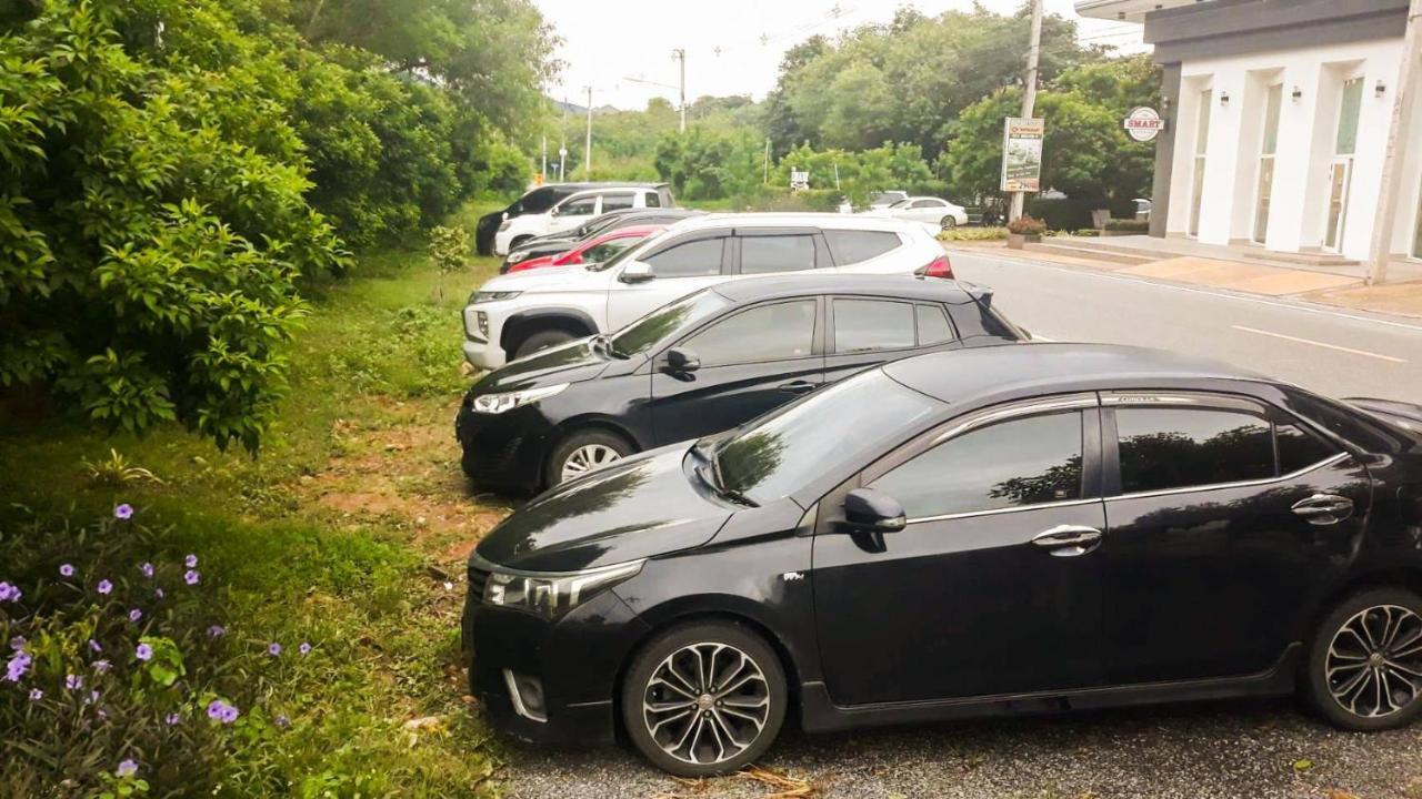 The Smart Yai 3*