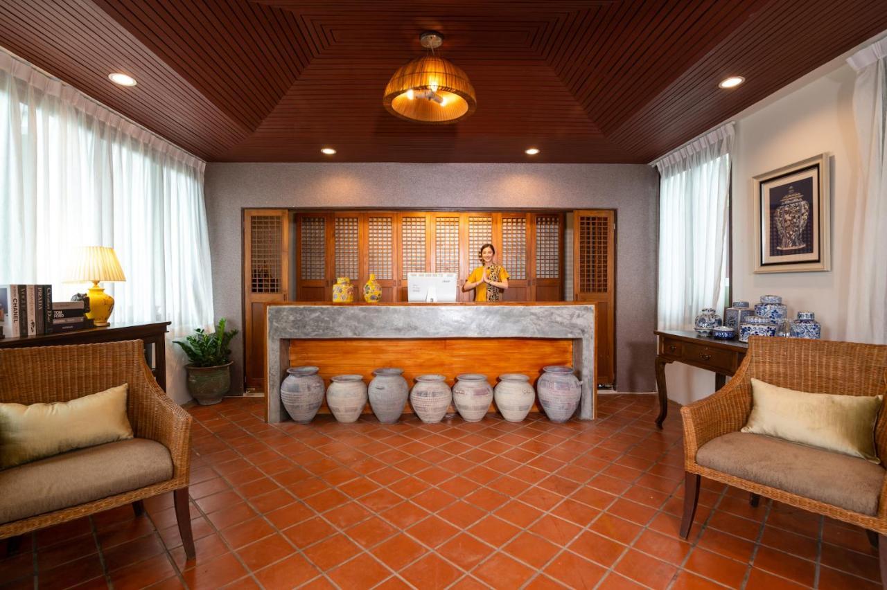 Resort Chinoiserie Collection And Nai Harn