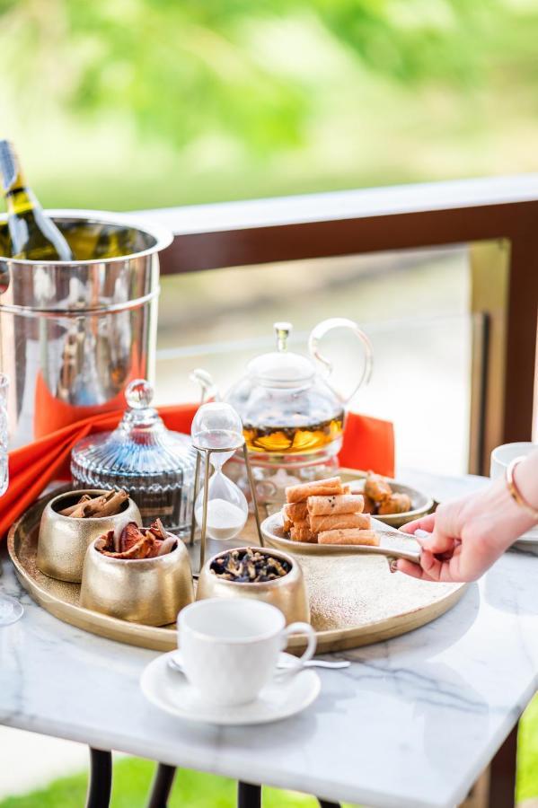 Resort Chinoiserie Collection And 5*
