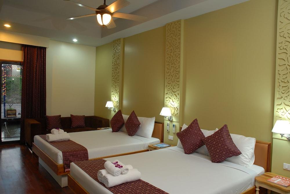 Boutique Raft Resort, River Kwai 3*