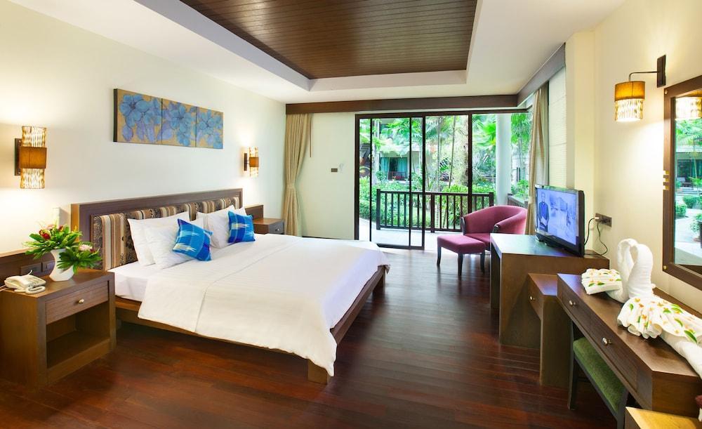 Khaolak Bayfront 3*
