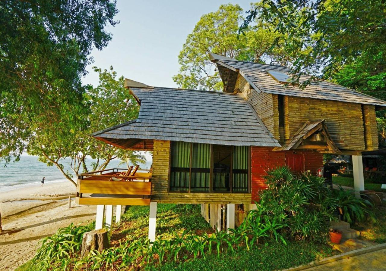 Sunset Park And - Sha Resort Na Chom Thian
