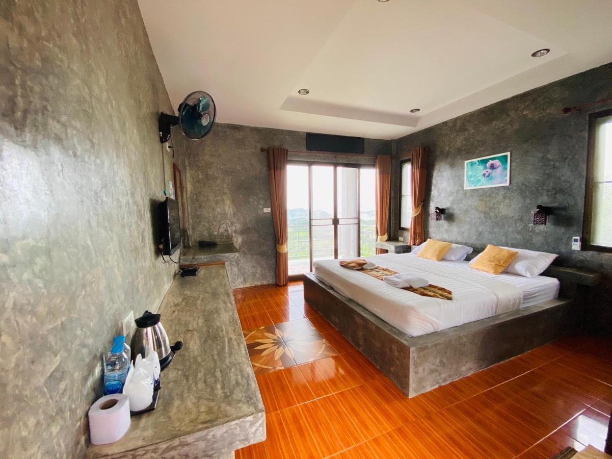 Phumektawan ภูเมฆตะวัน Hotel&restaurant 2* Mae Salong