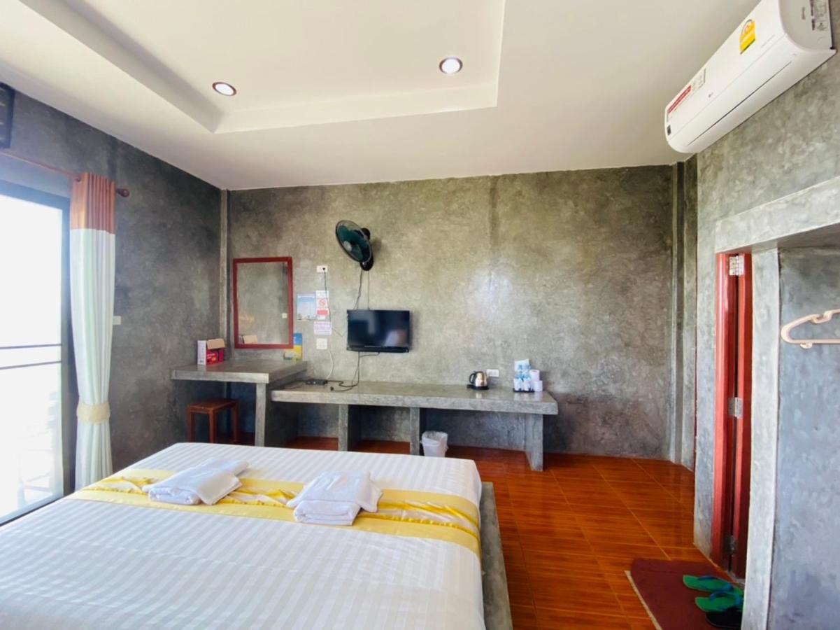 Resort Phumektawan ภูเมฆตะวัน Hotel&restaurant Mae Salong