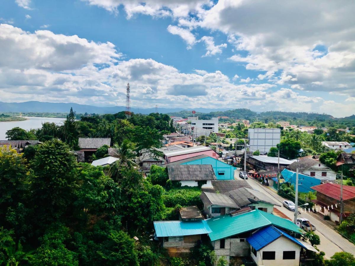Chiangkhong Teak Garden Riverfront Onsen Hotel- Sha Extra 4* Chiang Khong