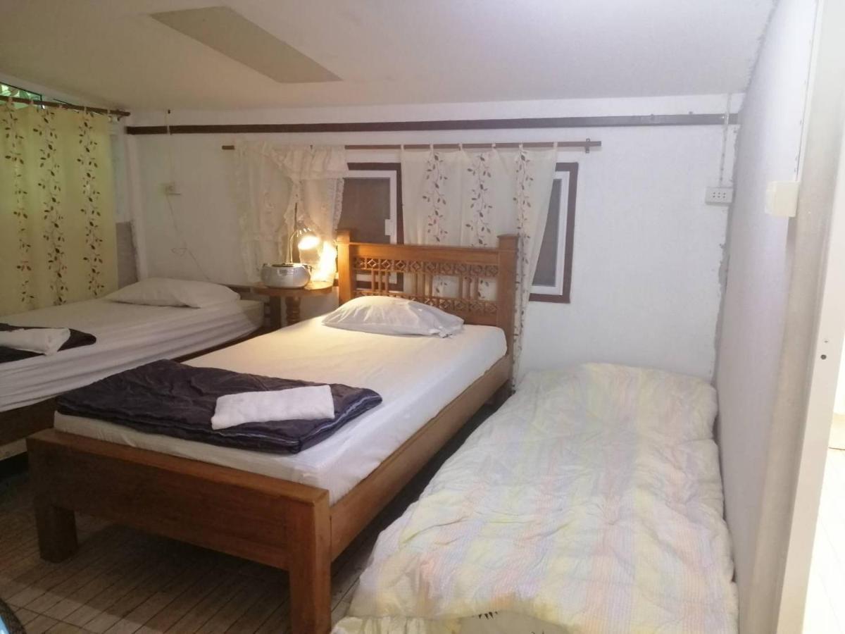 Holiday park บ้านสนมณีโฮมสเตย์ Bansonmanee Khanom