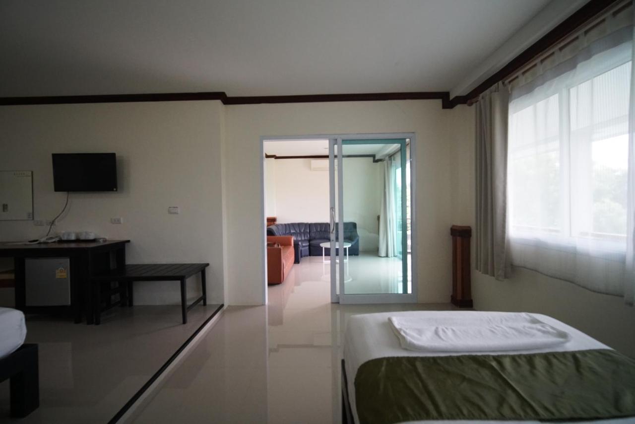 Sea Mountain Hotel 3*
