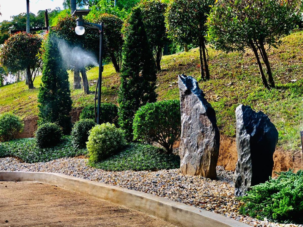 Chiangkhong Teak Garden Riverfront Onsen Hotel- Sha Extra 4* Chiang Khong