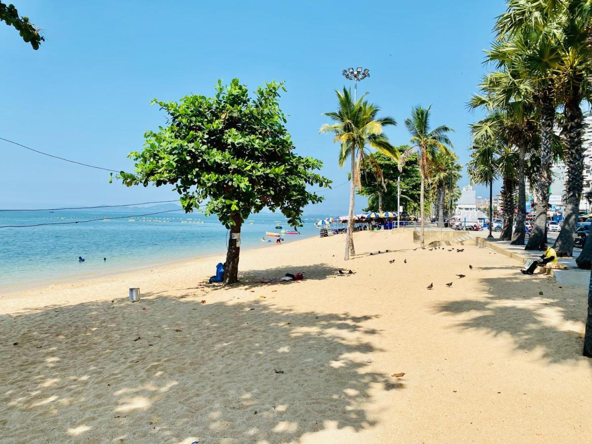 Casa de hóspedes Sunny Praia de Jomtien