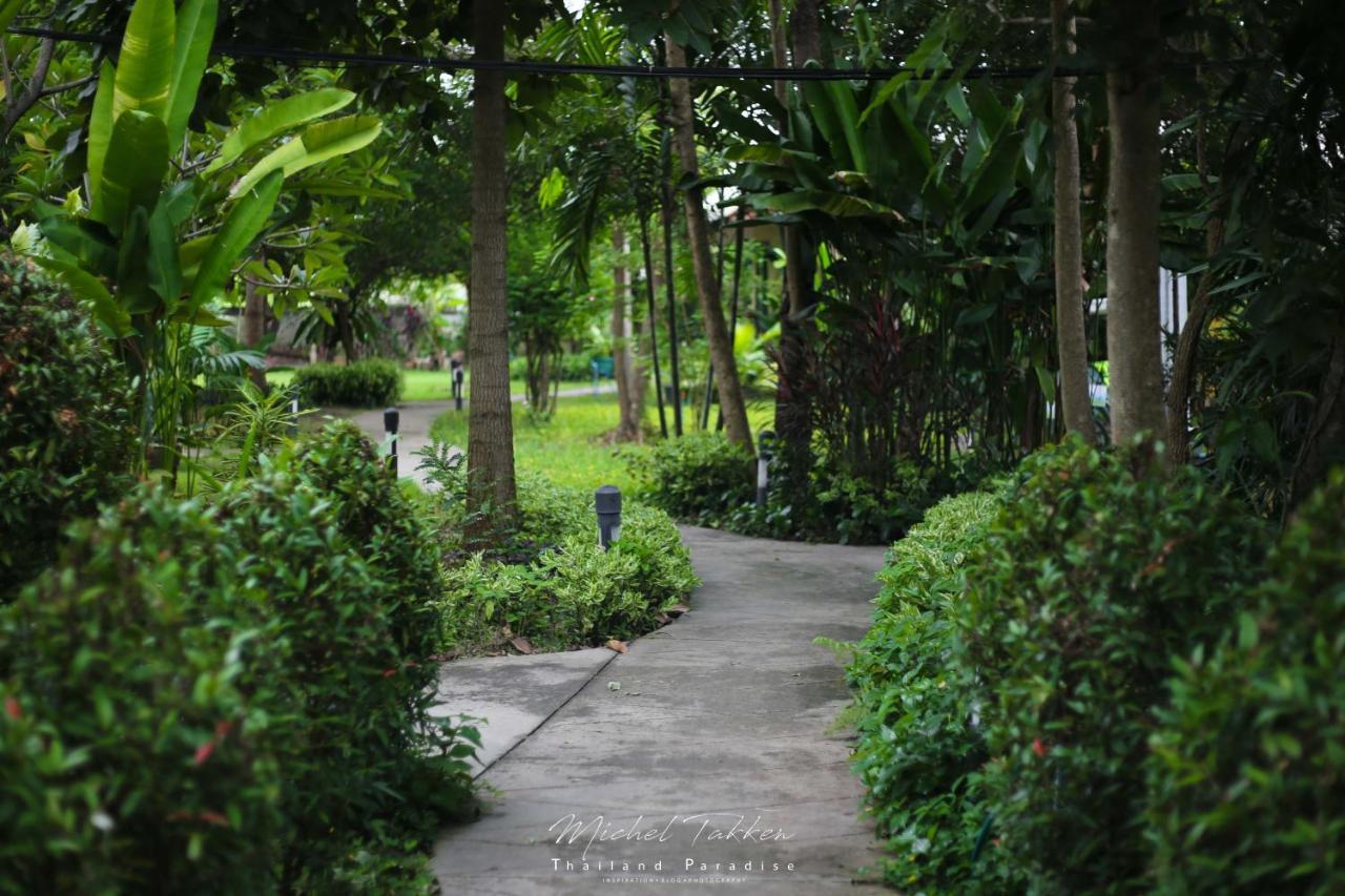 Ingnatee Holiday park Pathum Thani