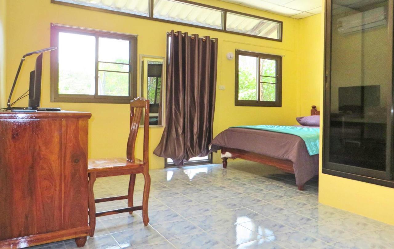 Isaan Perazim Park Resort Roi Et