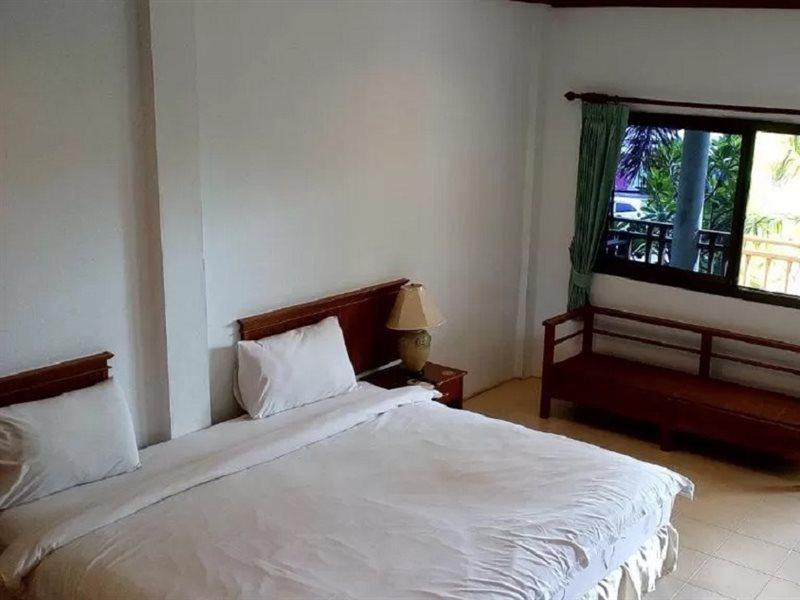 Baan Pitcha บ้านพิชชา 2*