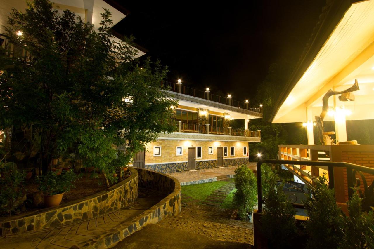 Namtok Sarika Resotel