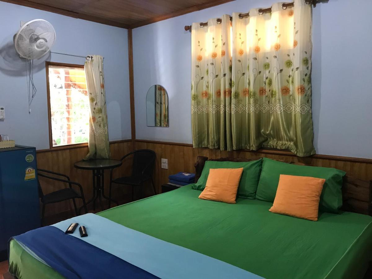Baan Suan Sukjai Resort *