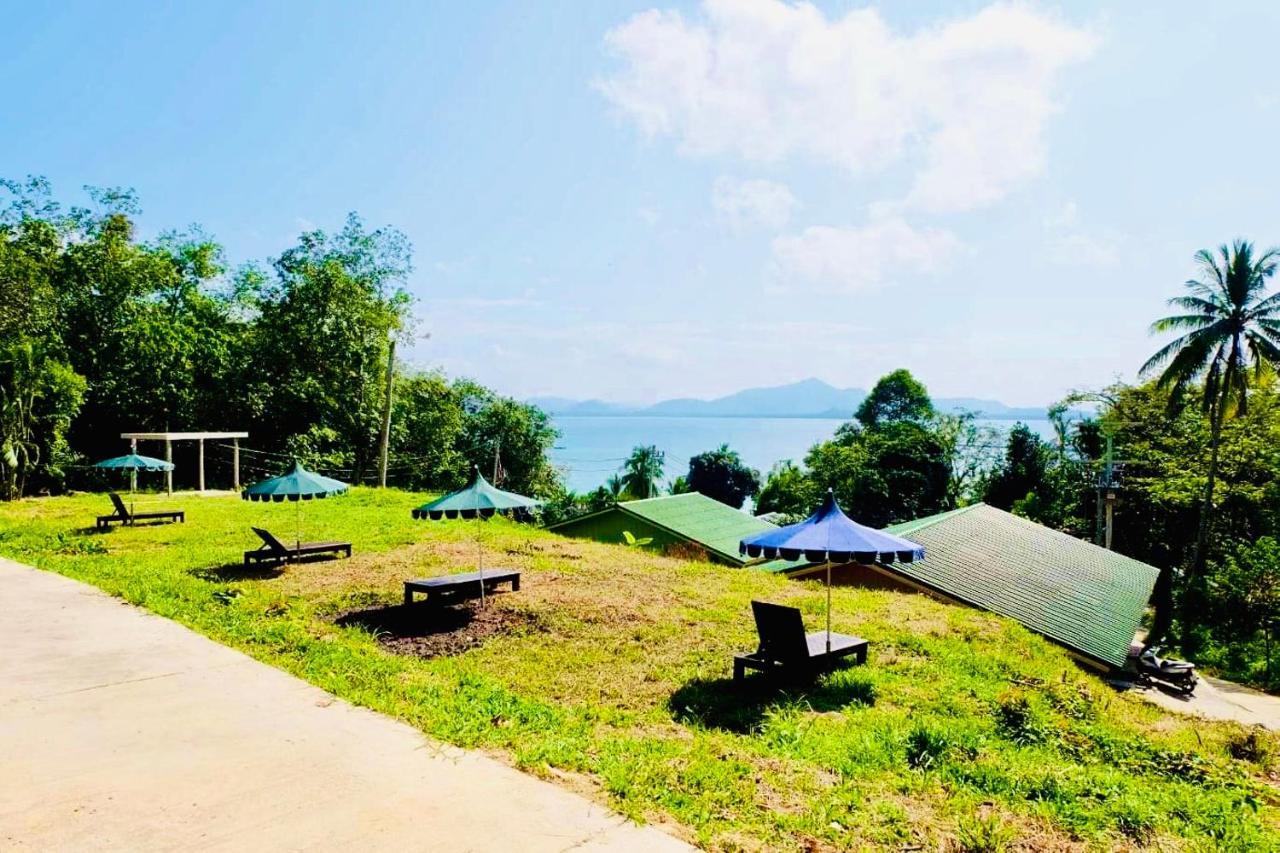 Rinna Hotel Koh Mook