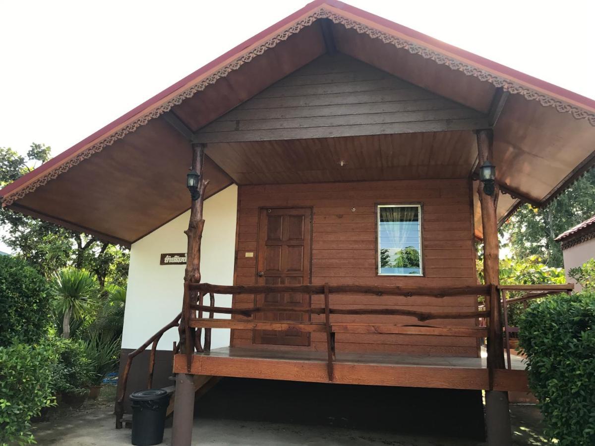 Resort Baan Suan Sukjai *