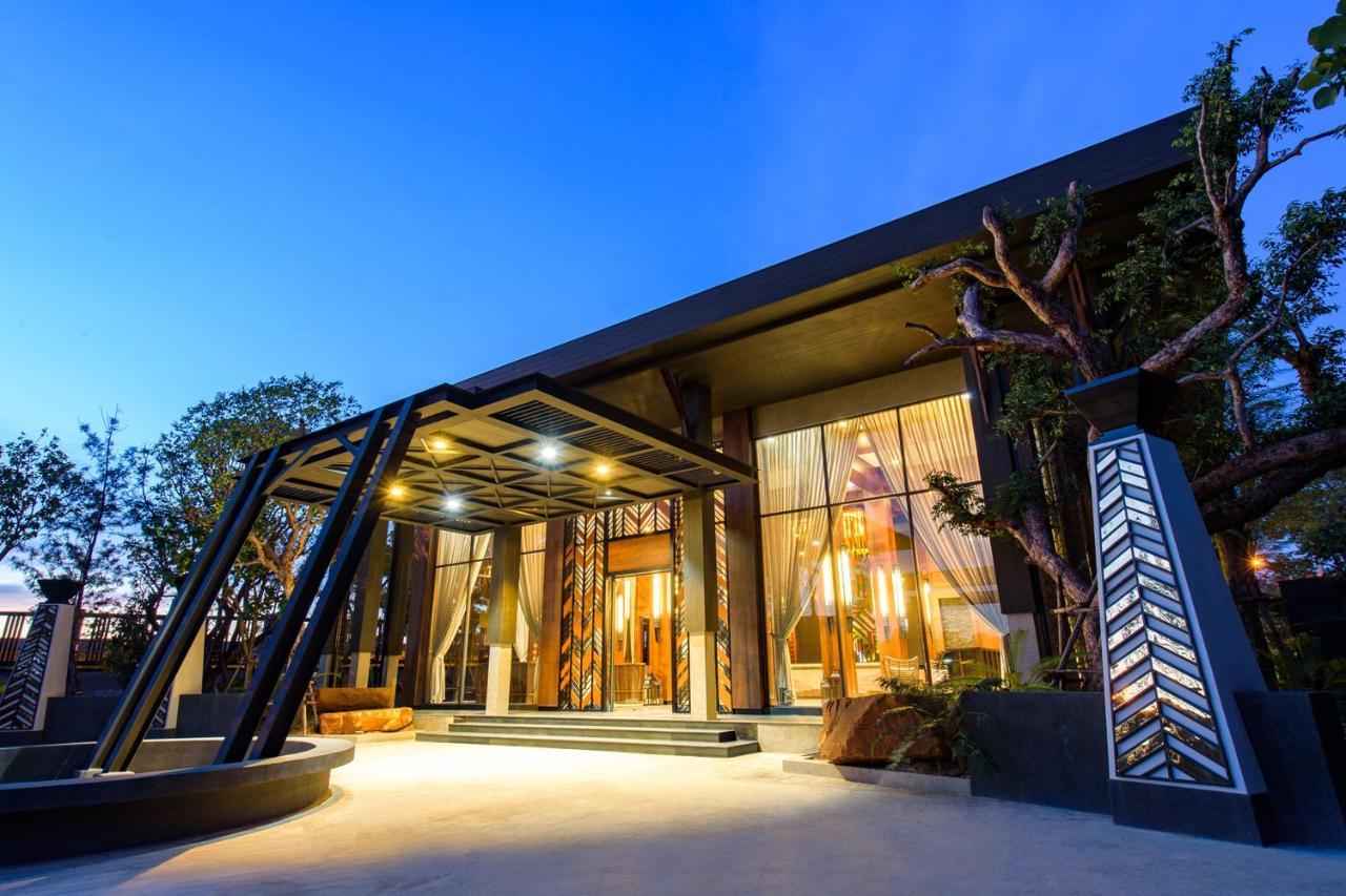 The Gems Mining Pool Pattaya Hotel